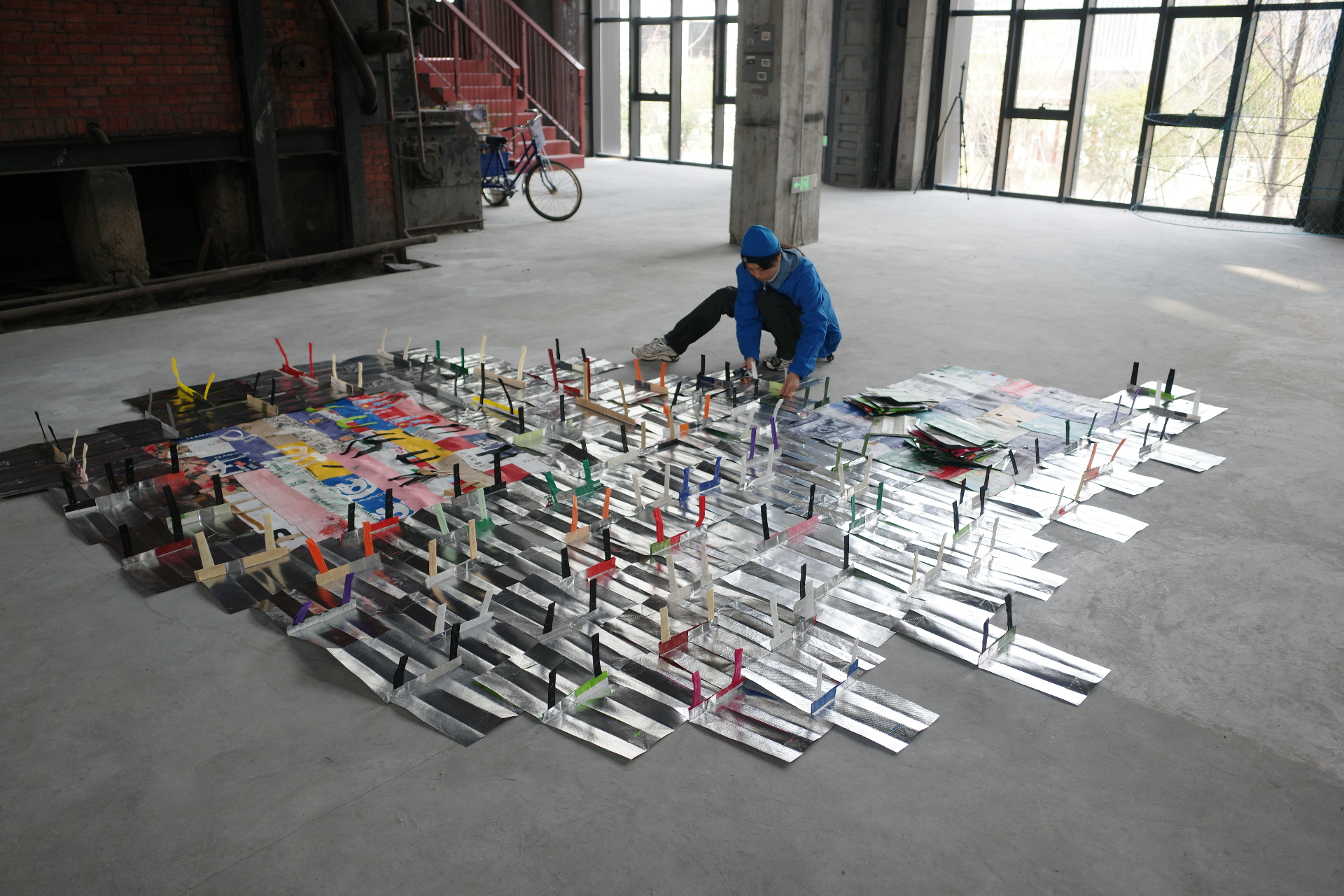 Yiwen Zhang's installation exploring food-delivery labour and urban consumption